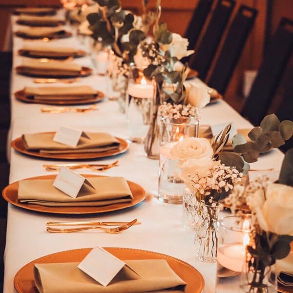Featured image for “Advantages of Indoor and Outdoor Weddings”